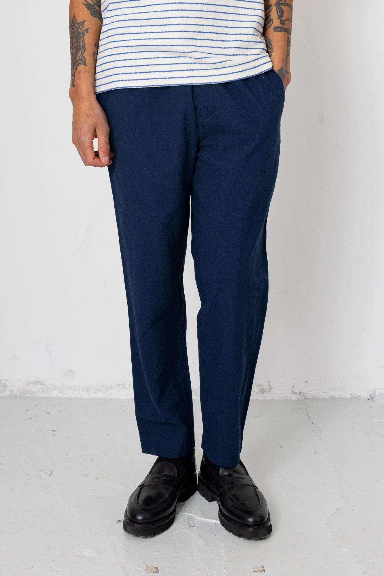 Folk | Folk Assembly Pant - Dark Navy Crinkle