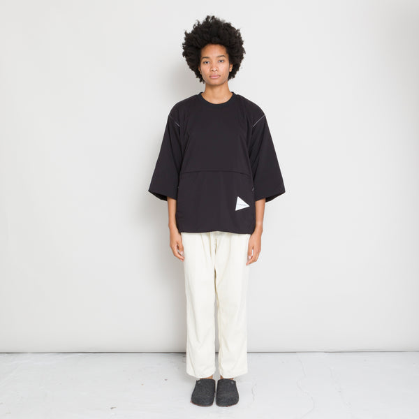 AND WANDER - 15 Alpha Air T - Black