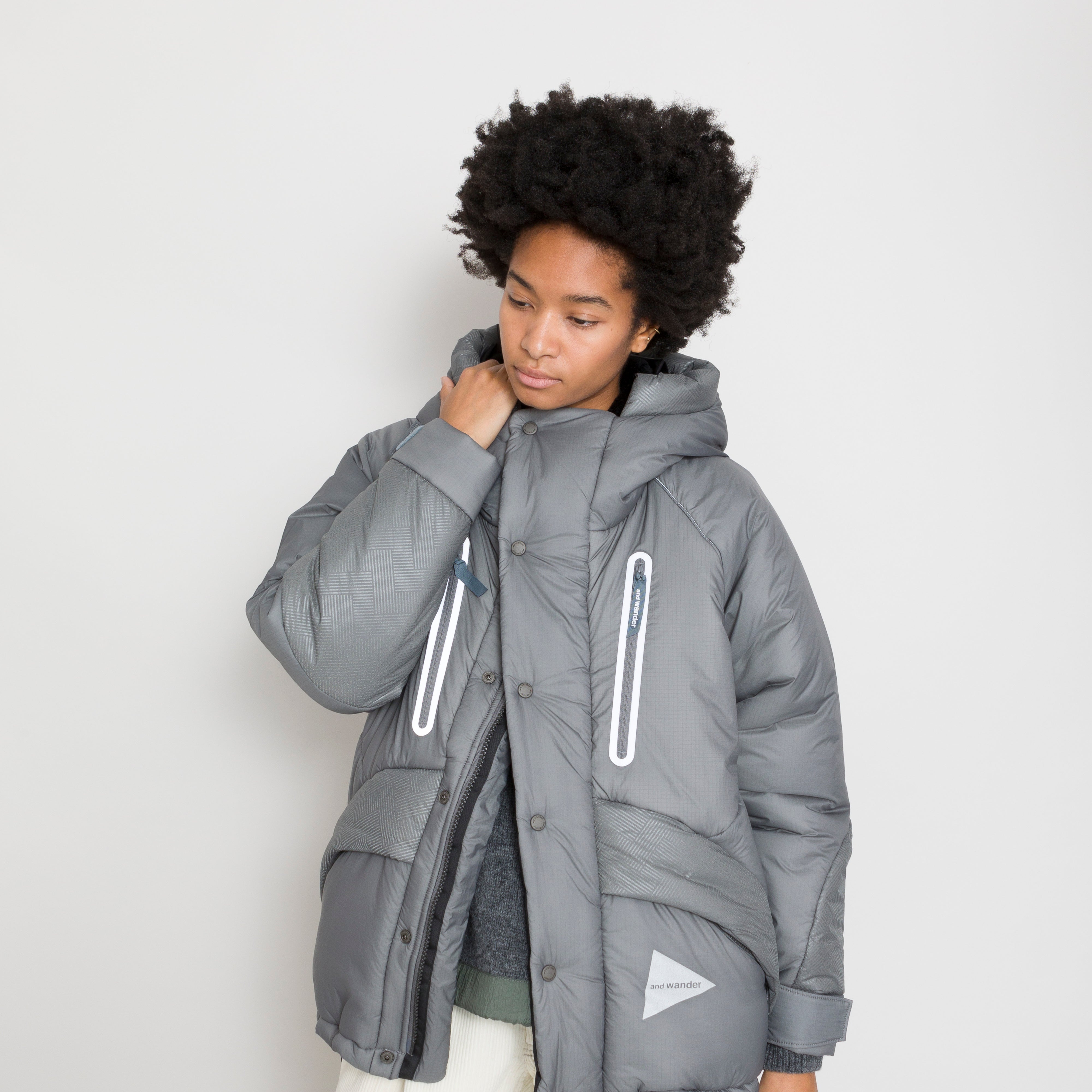 AND WANDER - 47 Primaloft Rip Jacket - Grey