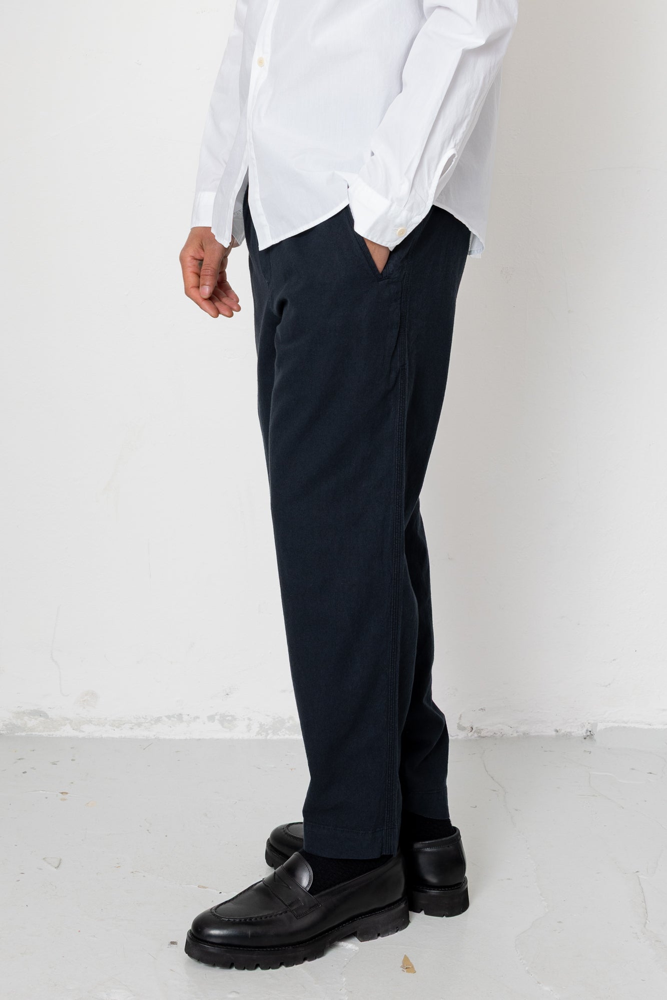 Folk | Folk Drawcord Assembly Pant - Black Cotton Linen