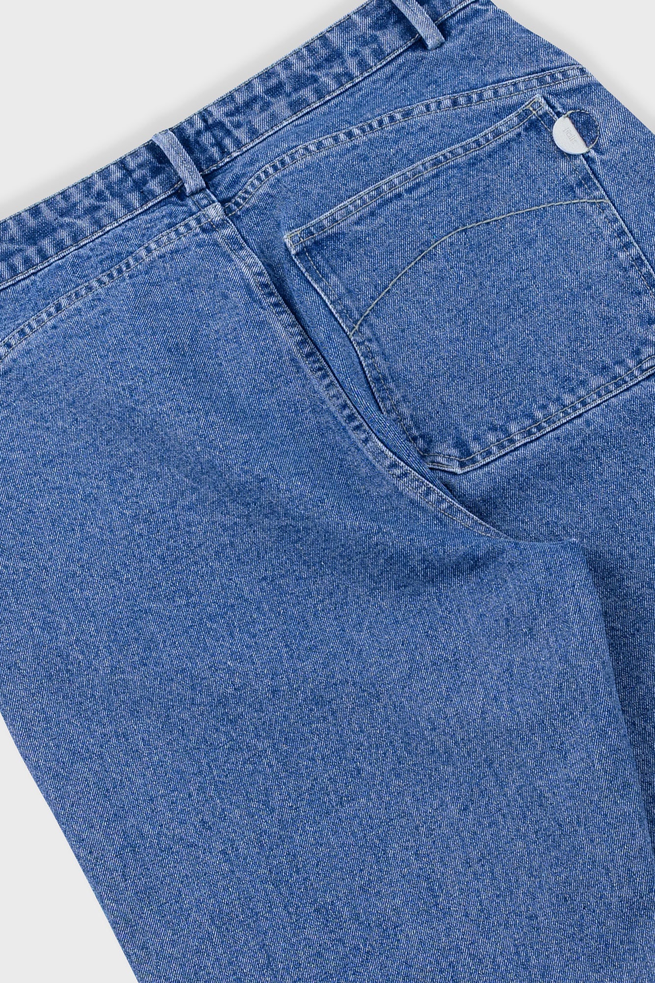 Folk | Folk Barrel Leg Jean - Light Wash Denim