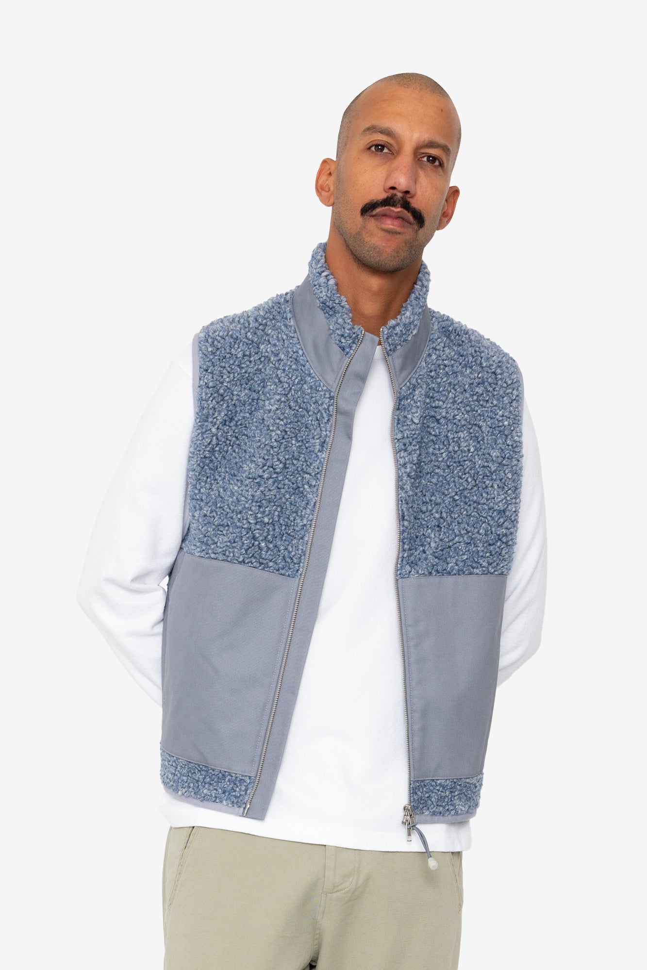 Folk Signal Gilet - Soft Blue Curly Wool