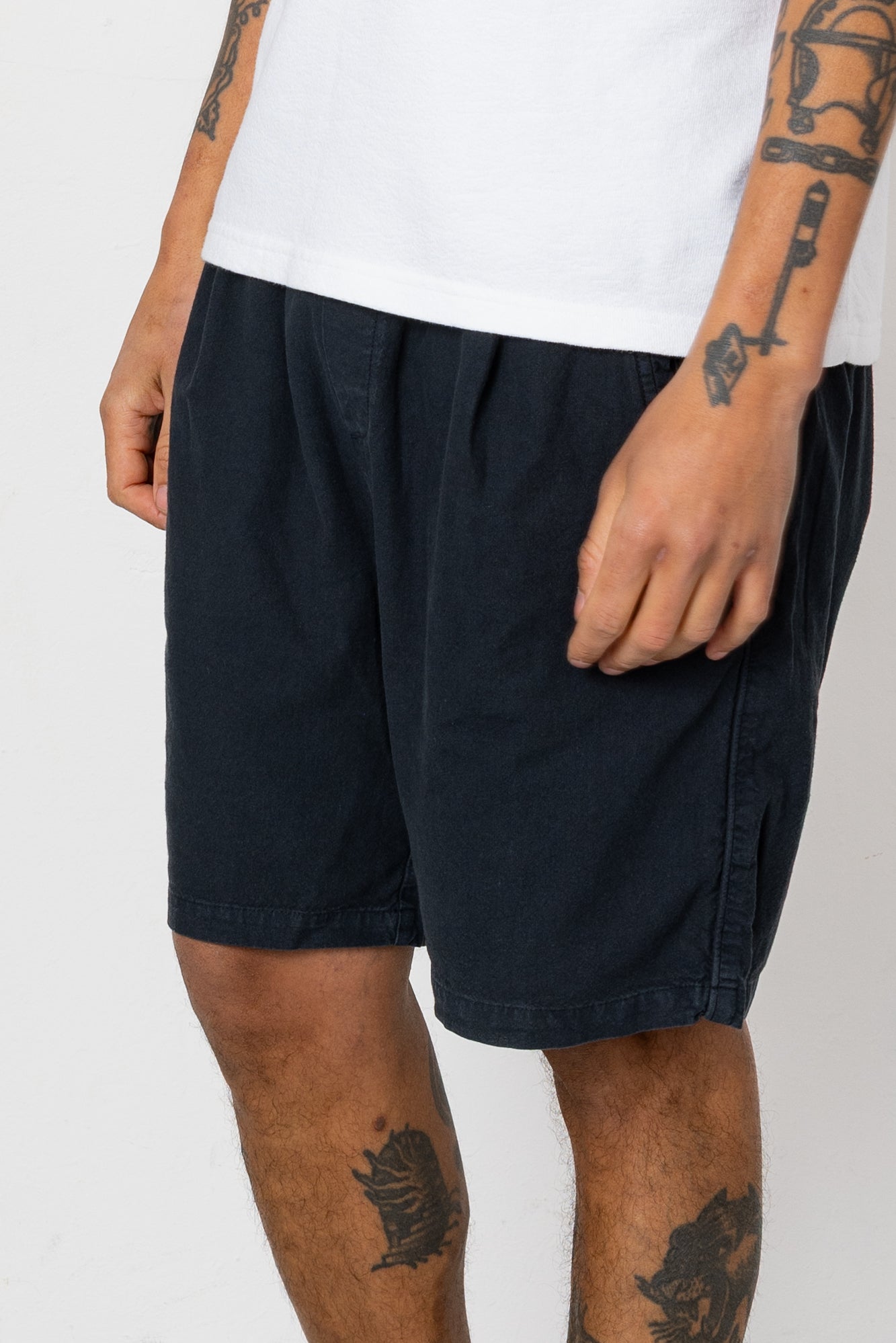 Folk | Folk Relaxed Assembly Short - Black Cotton Linen