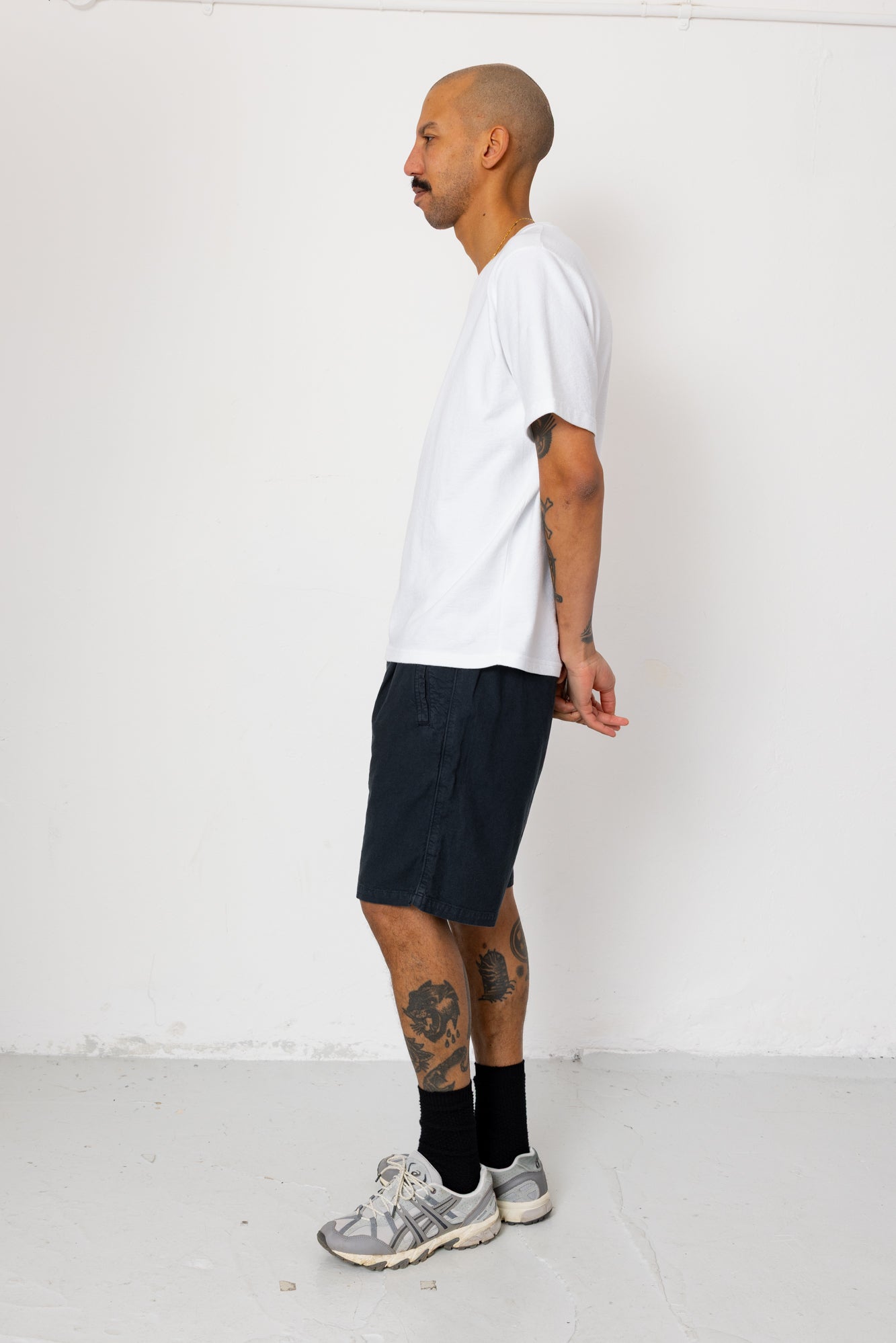 Folk | Folk Relaxed Assembly Short - Black Cotton Linen