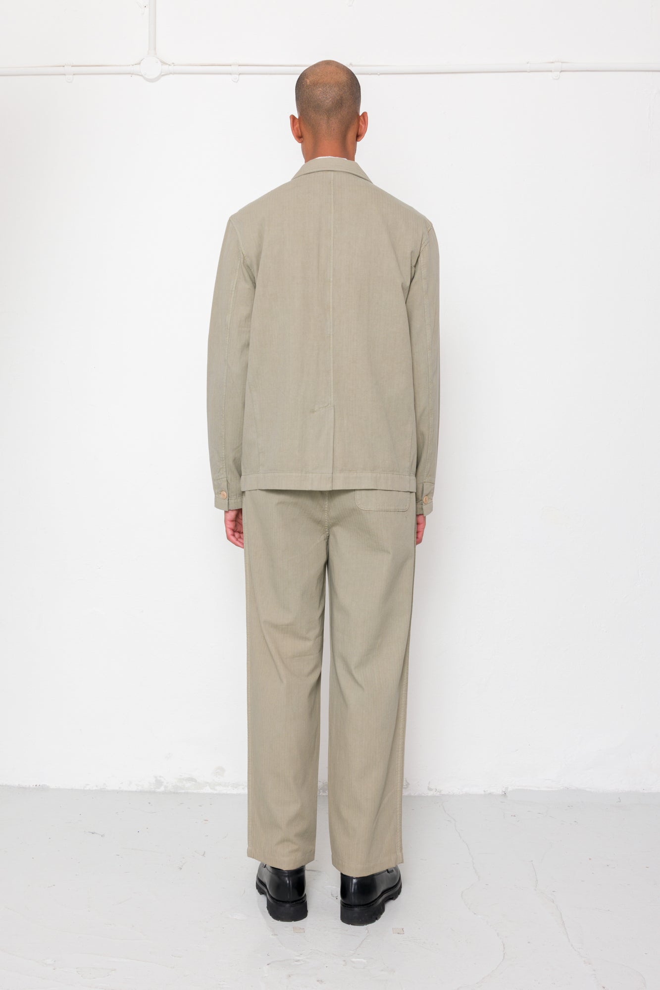 Folk | Folk Wide Fit Trouser - Silver Sage Herringbone
