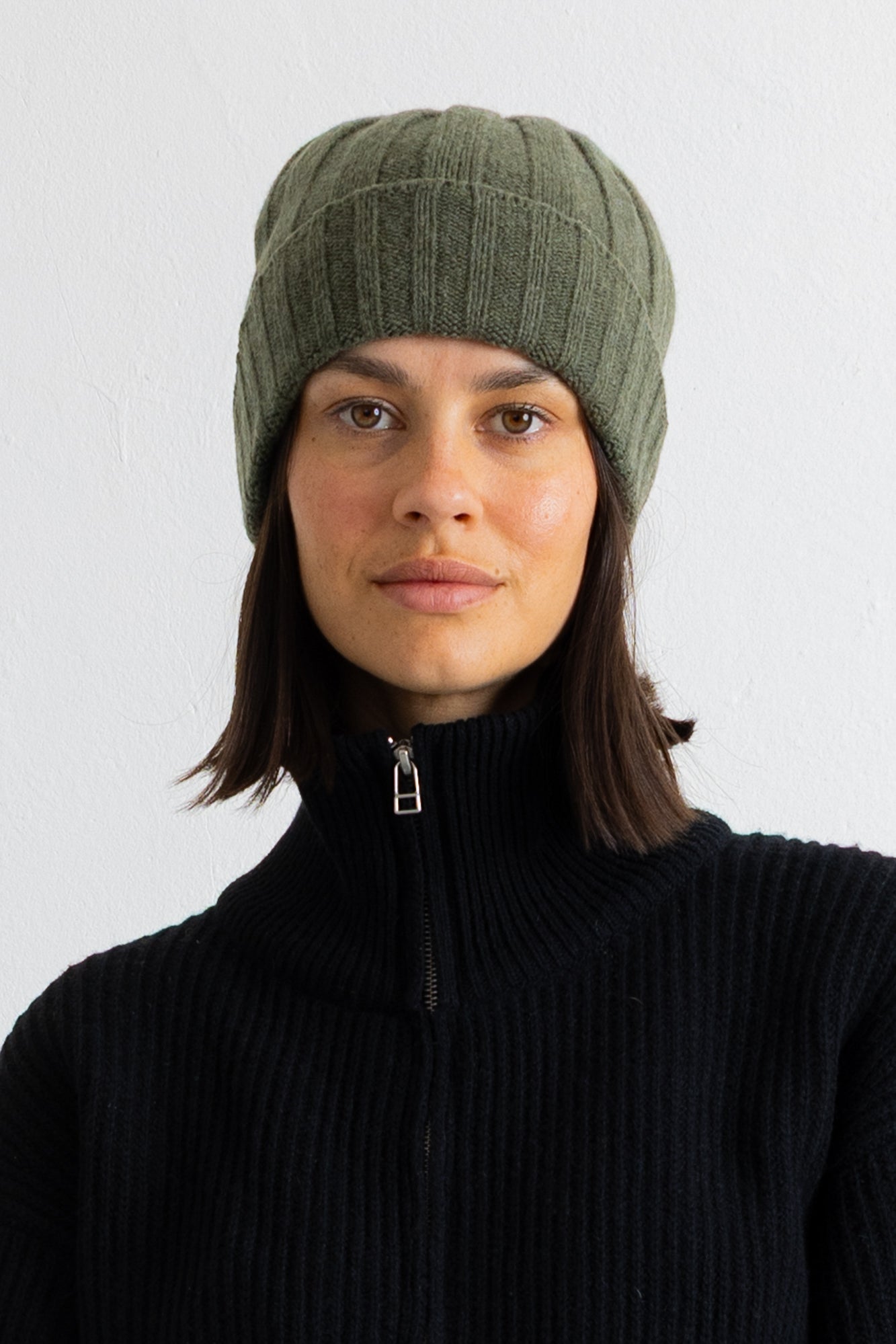 Folk | Folk Lushan Seamless Beanie - Olive