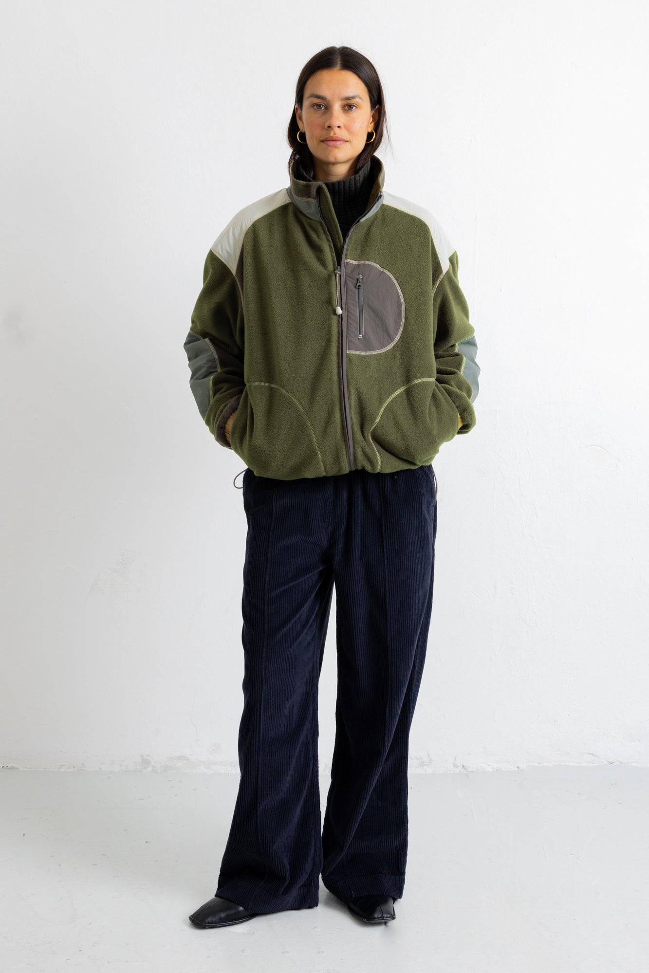 Folk | Folk Curve Fleece - Olive