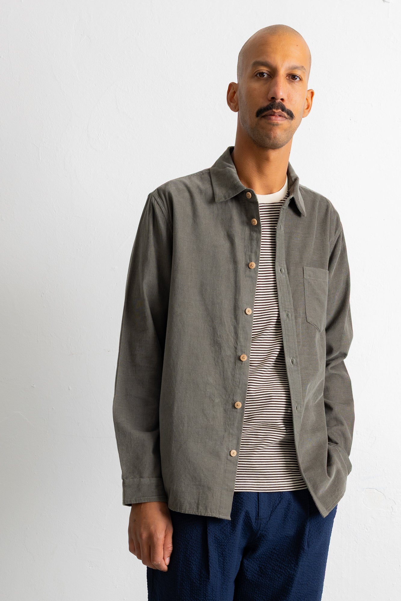 Direction Babycord Shirt - Dark Sage