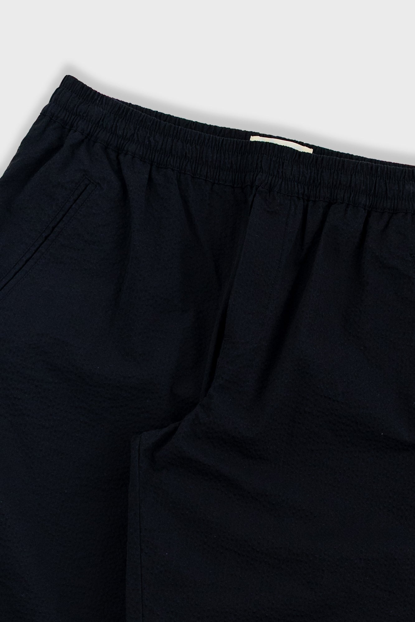 Folk | Folk Drawcord Assembly Pant - Black Seersucker