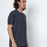 man wearing black t-shirt