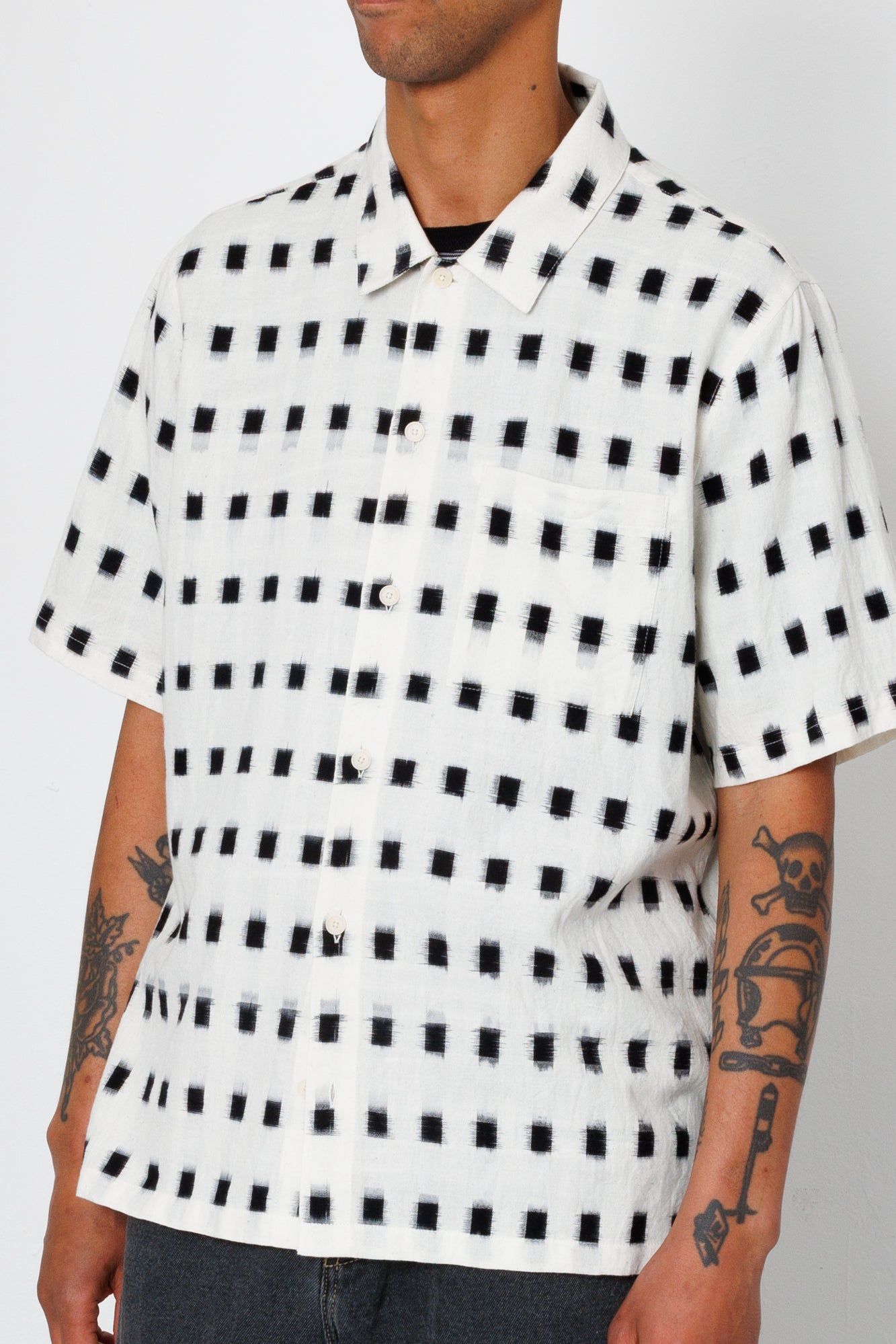 Folk | Folk Gabe Shirt - Black Window Ikat | Folk x Goss Brothers