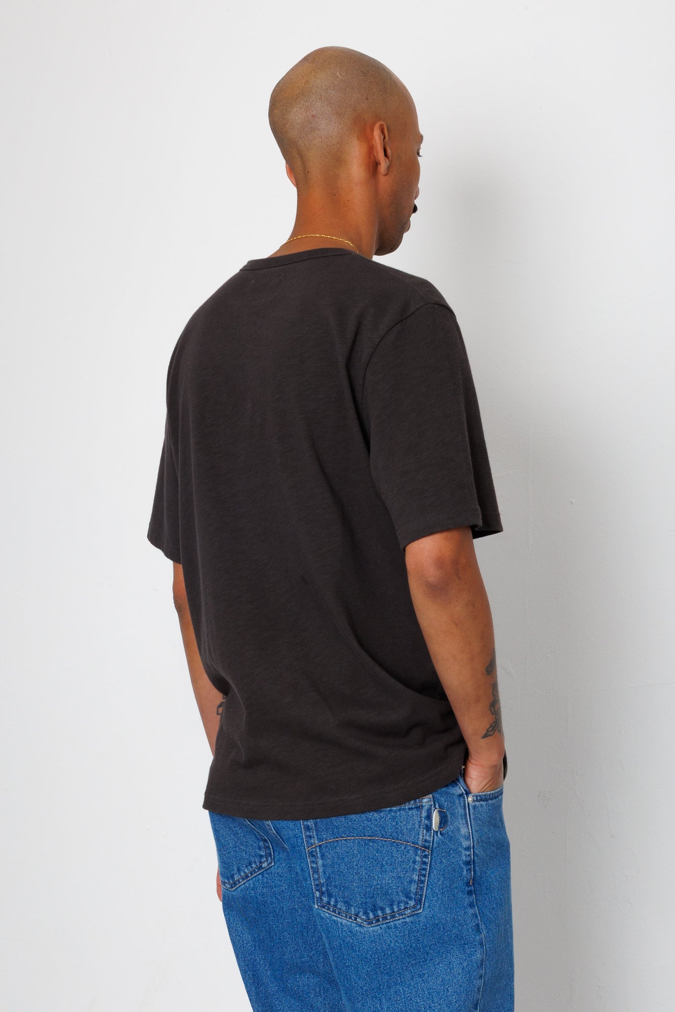 Folk | Folk Slub Embroidery T-Shirt - Black Comet | Folk x Goss Brothers